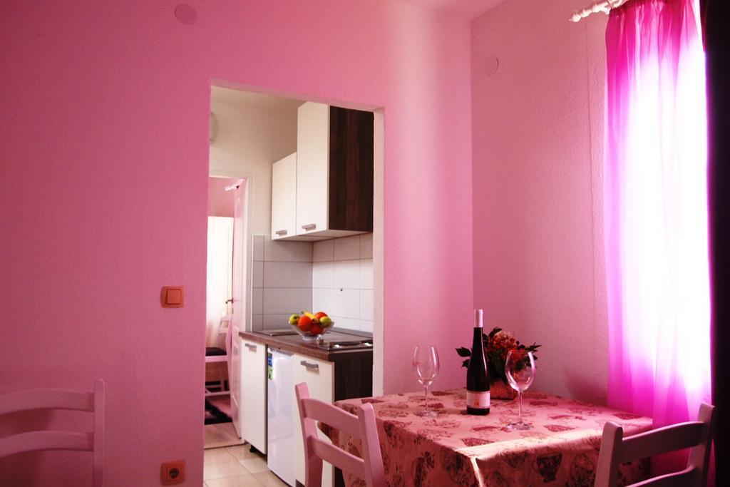 Apartment Old Town Макарська Номер фото